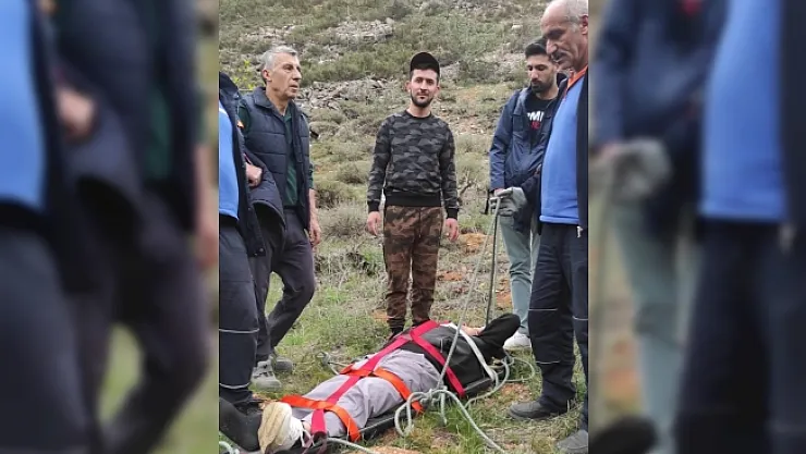 Dağlık alanda ayağı kırılan şahsı AFAD kurtardı