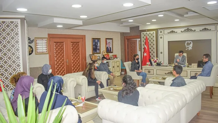 Kent Konseyi Çocuk Meclisi Emniyet Müdürü Dağdeviren'i ziyaret etti