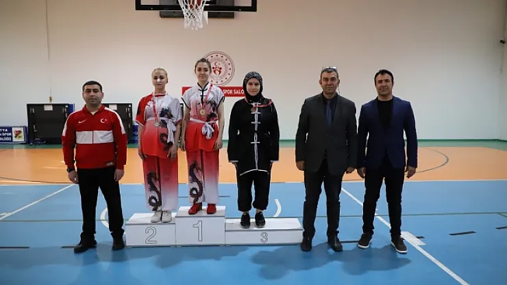 Şampiyonluk için ter döktüler