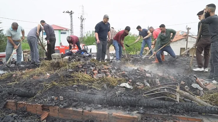 Tepeköy'de korkutan yangın !