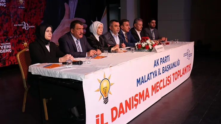 AK Parti ' Daraltılmış İl Danışma Meclisi' toplantısı yapıldı