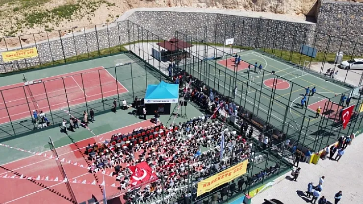 Battalgazi'deki spor sahaları törenle hizmete açıldı