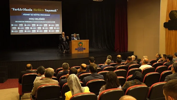 'Farklı Olanla Birlikte Yaşamak' konulu eğitim semineri