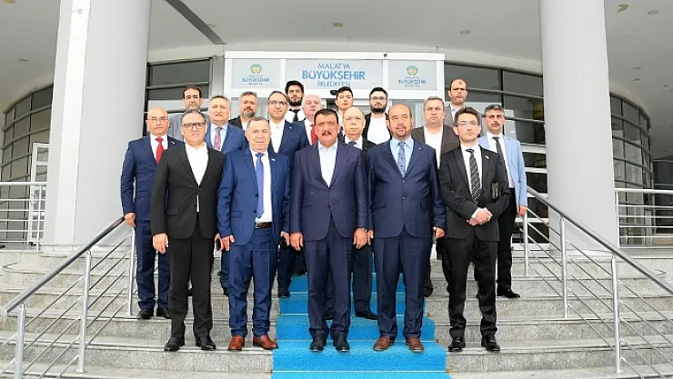 Gürkan, Kırgız Büyükelçi ve iş insanlarıyla bir araya geldi