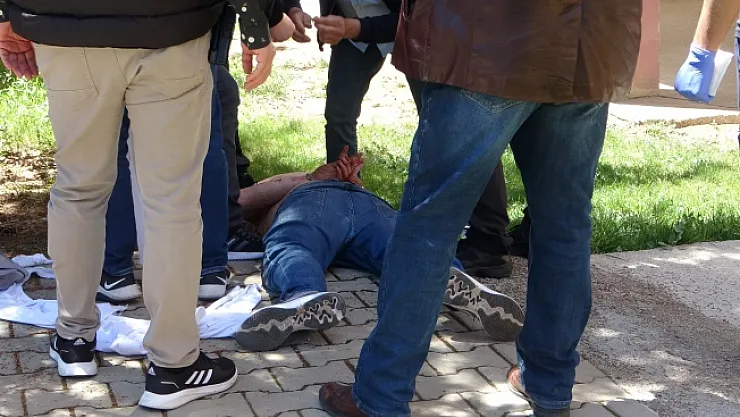 Kezzapla kendine zarar vermek isteyen şahsı polis etkisiz hale getirdi