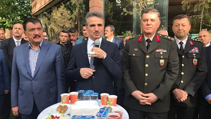 Malatya'da resmi bayramlaşma töreni yapıldı