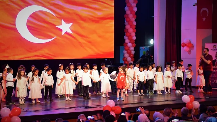 Nezaket Okulları yılsonu etkinlik programını gerçekleştirdi