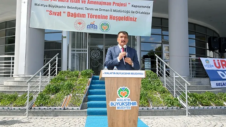 Üreticilere sıvat ve sebze fidesi dağıtımı gerçekleştirildi