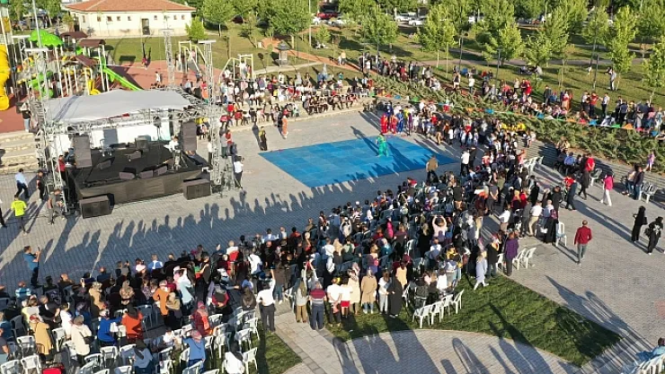 Beylerderesi Şehir Parkı'nda Kiraz Festivali heyecanı yaşandı