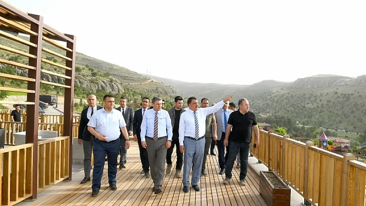 Gürkan, Vali Şahin ile birlikte Beydağı Tabiat Parkında incelemelerde bulundu