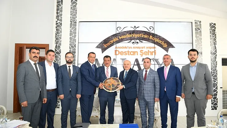 HAK-İŞ Genel Başkan Yardımcısı Öz'den Başkan Gürkan'a ziyaret