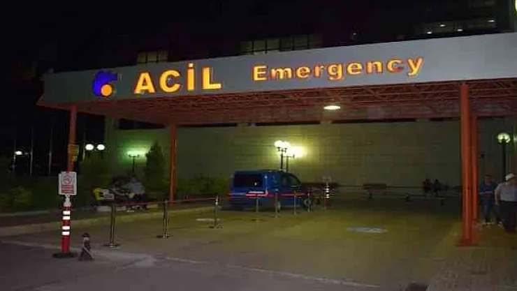 Husumetli iki ailenin kavgasında kan aktı: 2 yaralı