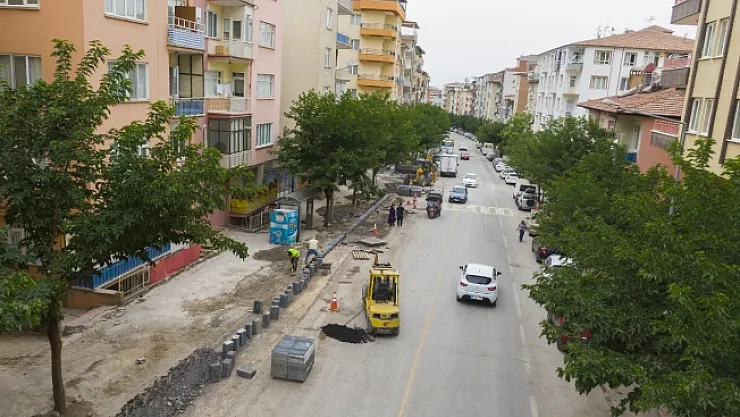İpek Caddesi yenileniyor