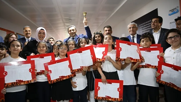 Malatya'da 186 bin 857 öğrencinin karne heyecanı