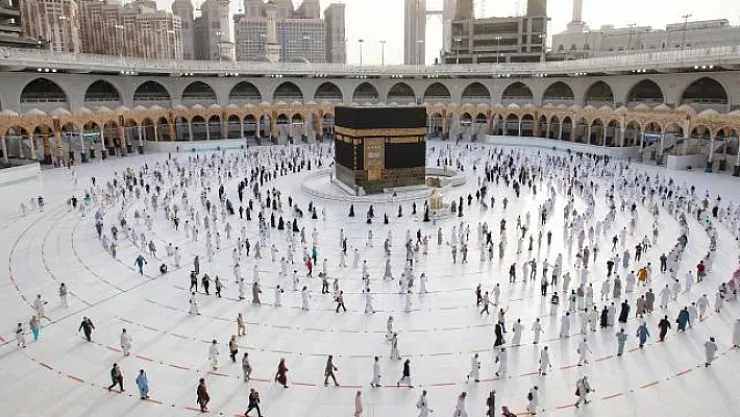 Malatya'da hacı adayları kutsal topraklara doğru yola çıktı