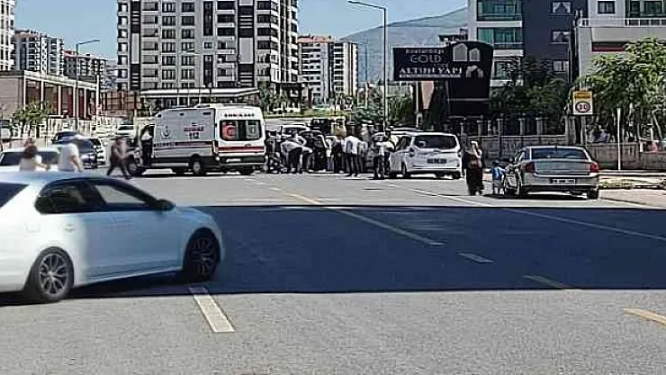 Malatya'da otomobille çarpışan bisikletli ağır yaralandı