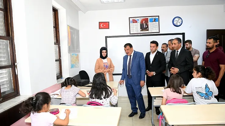 Öğrenciler güzel bir eğitim formasyonu kazanıyorlar