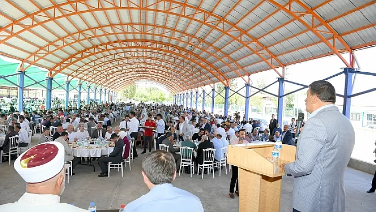 Vahap Küçük dualarla anıldı