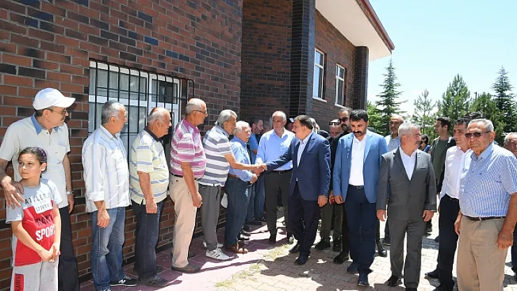 Başkan Gürkan Hekimhan'da mahalle ziyaretlerinde bulundu