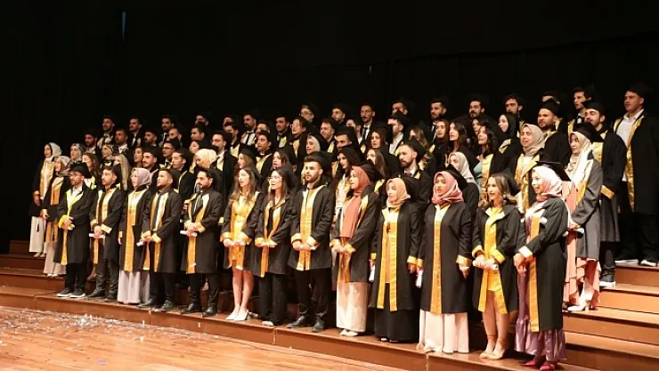 Diş Hekimlerinin mezuniyet heyecanı