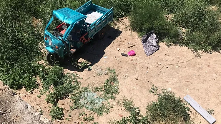 Elektrikli bisiklet istinat duvarından uçtu: 7 yaralı