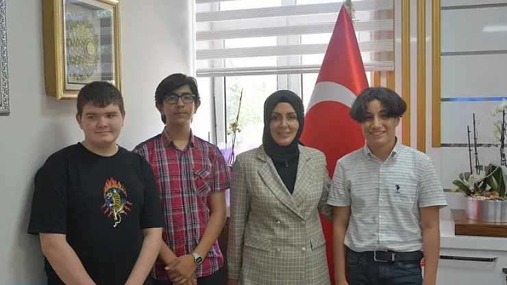 LGS Türkiye birincilerine tebrik