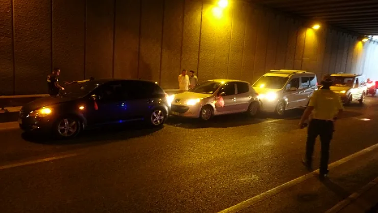 Malatya'da alt geçitte zincirleme kaza: 1 yaralı