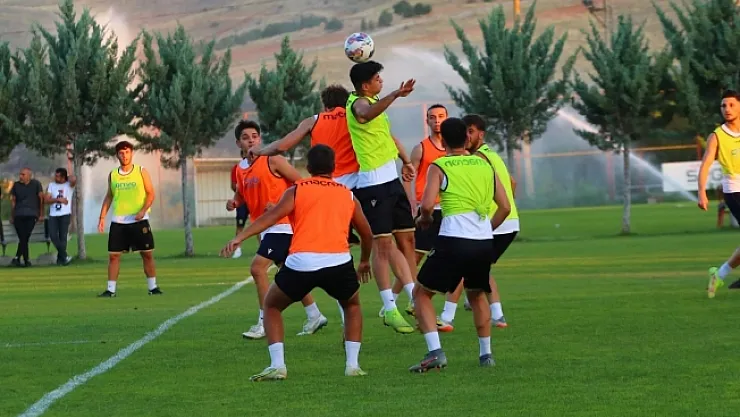 Yeni Malatyaspor, sezona eksik kadroyla hazırlanıyor