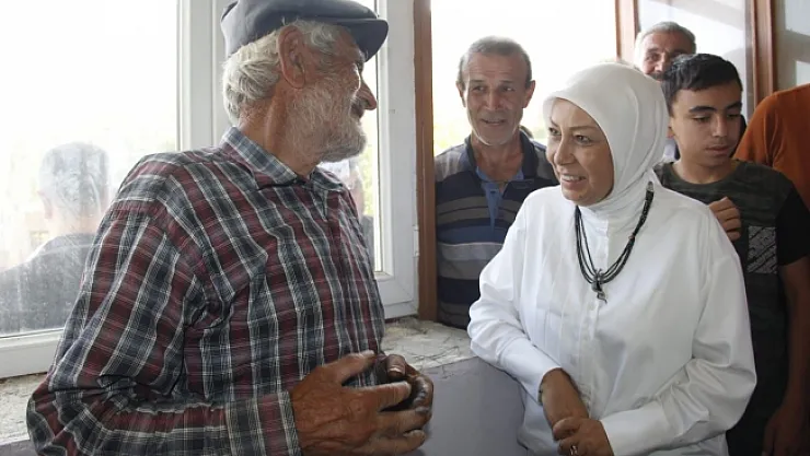 AK Partili Çalık'tan Hekimhan ziyareti