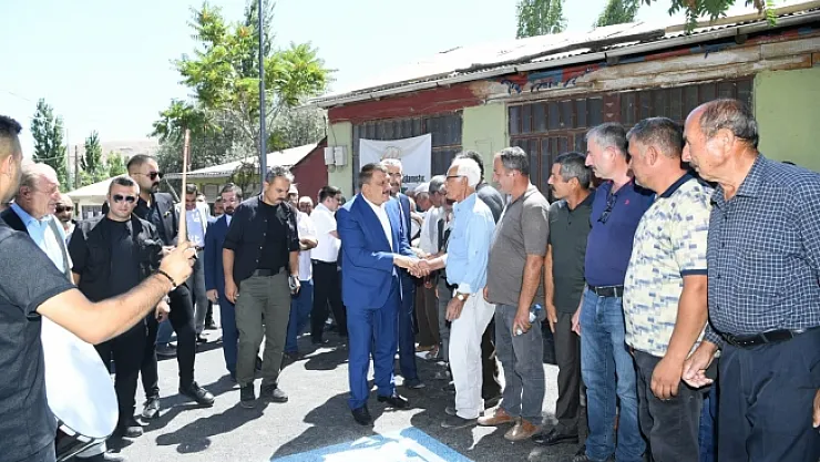 Gürkan: Ayvalı Mahallemizin ihtiyaç duyduğu hizmetler yapılıyor