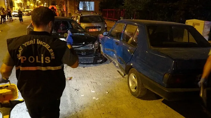 Malatya'da alkollü sürücü kaldırımda yürüyenlerin arasına daldı: 5 yaralı