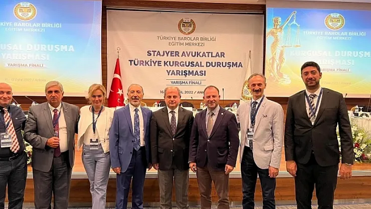 Başkan Enver Han, TBB ödül törenine katıldı.