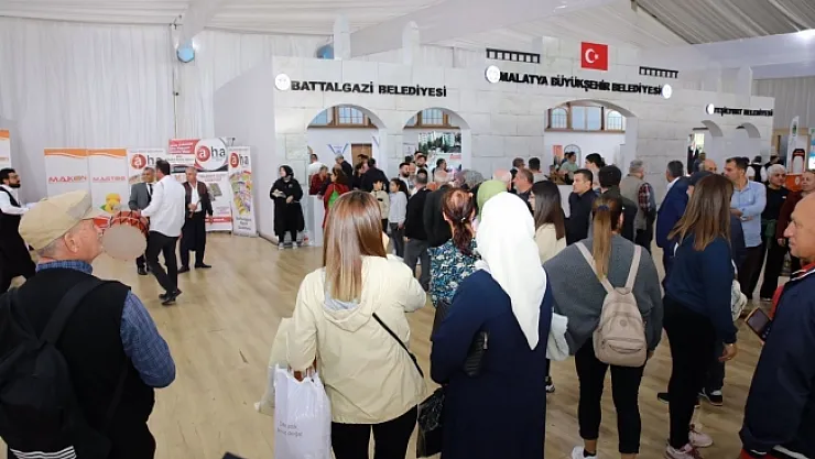 Battalgazi Belediyesi standına yoğun ilgi