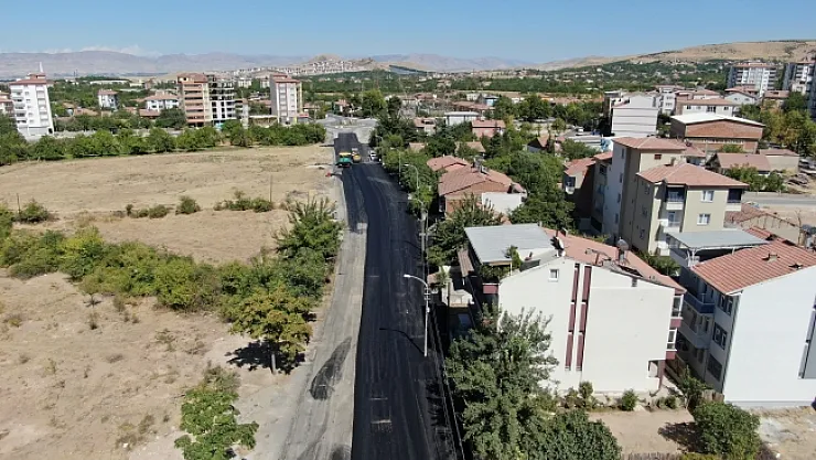 Çatyol Caddesi'nin alt ve üst yapısı yenilendi