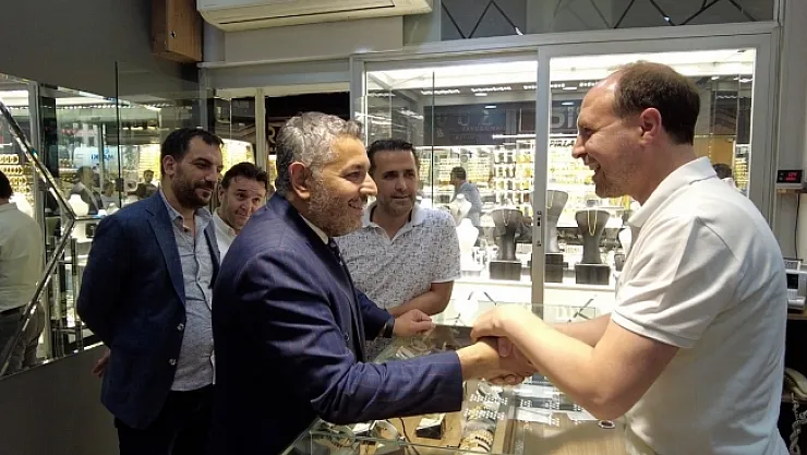 Sadıkoğlu: Pusula rengimiz beyaz