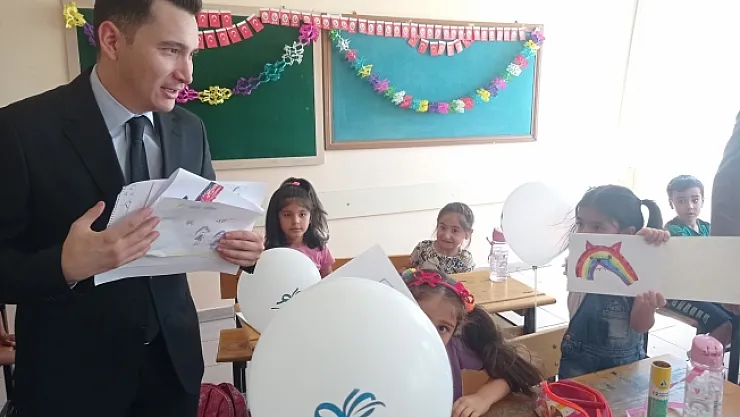 Yeni Kaymakam Karataş, öğrencileri test etti