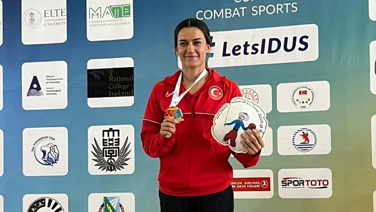 Akbaş'a  Dünya Üniversiteler şampiyonasında altın madalya