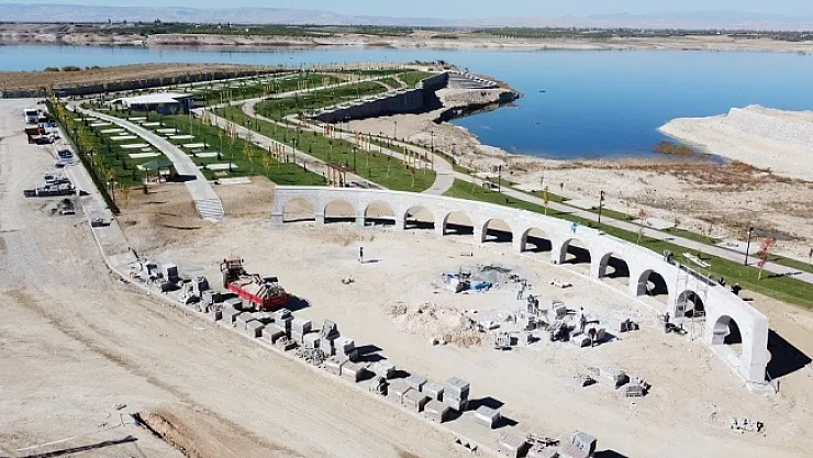 Malatya'nın ilk sahil parkı projesi tüm hızıyla sürüyor