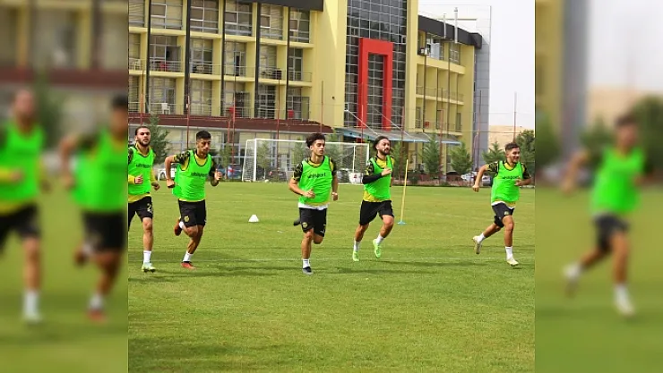 Takımı Özer hazırlıyor