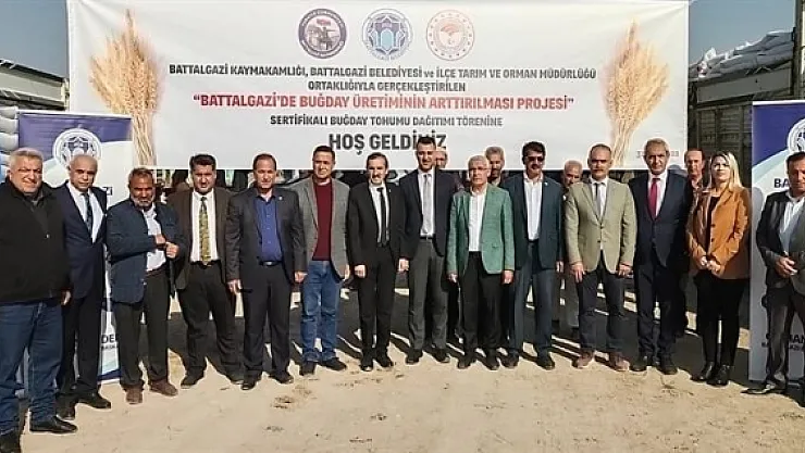 Üretime katkı için üreticilere buğday tohumu