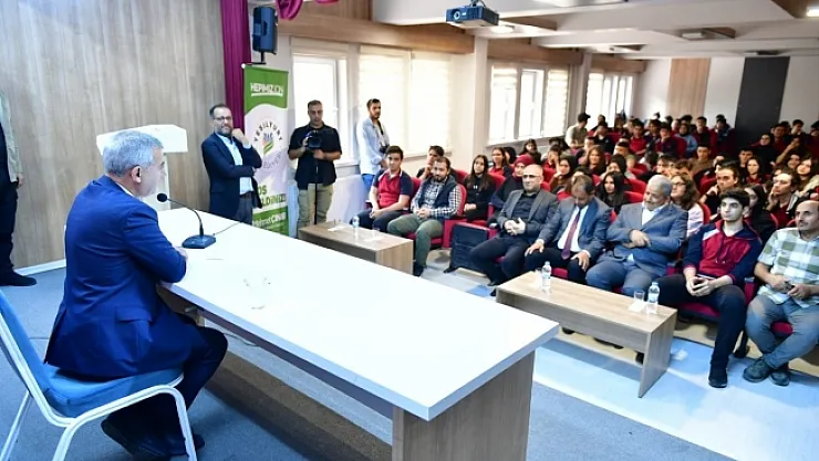 Yeşilyurt'ta söz gençlerde