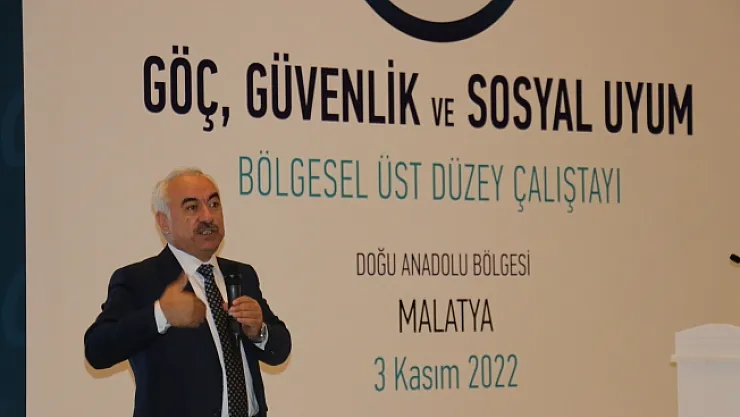 Bakan yardımcısı Ersoy Malatya'da göç çalıştayında konuştu