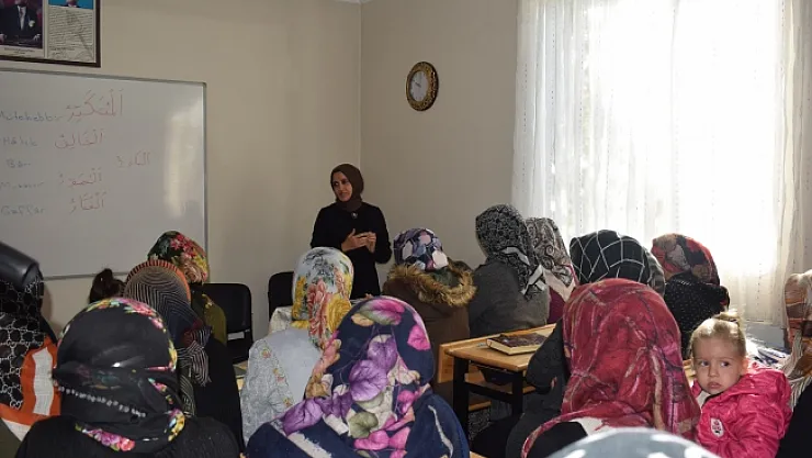 Kent Konseyi 'Teknoloji Bağımlılığı' konferansı düzenledi