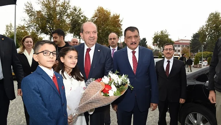 KKTC Cumhurbaşkanı Ersin Tatar'a Malatya'da sıcak karşılama