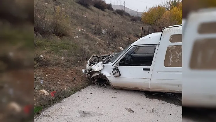 Aracıyla 40 metre yükseklikten uçtu