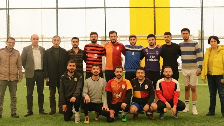 Öğrenciler spor ile stres atıyor