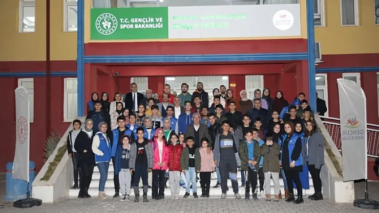 Başkan Güder'den gençlere tavsiyeler