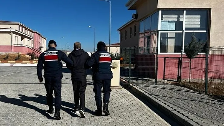 Kesinleşmiş hapis cezası bulunan zanlı operasyonla yakalandı