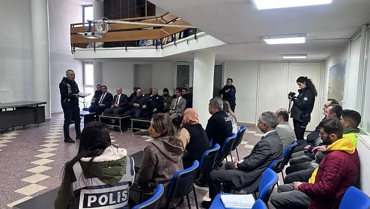 Polisten &quotEn İyi Narkotik Polisi Anne" eğitimi