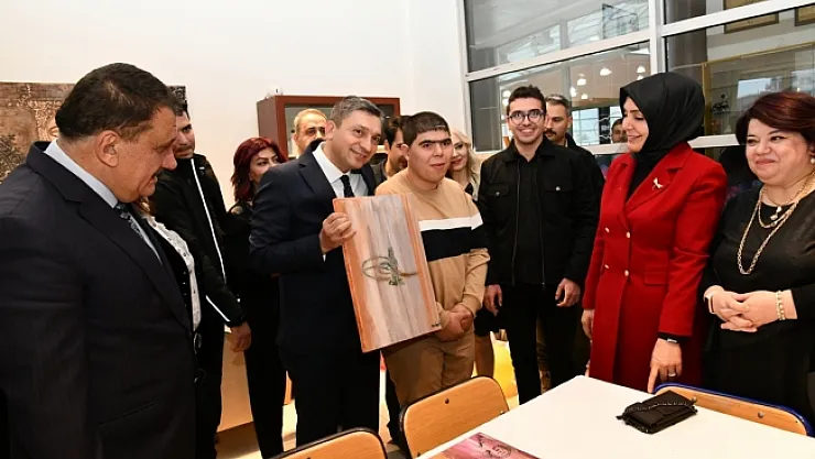 Tuvalimdeki Ezgiler Atölyesinde özel öğrencilere özel eğitim